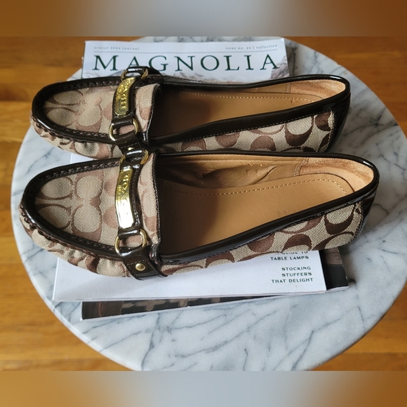 COACH Felisha Signature C Loafers, Size 9.5 - Picture 4 of 8